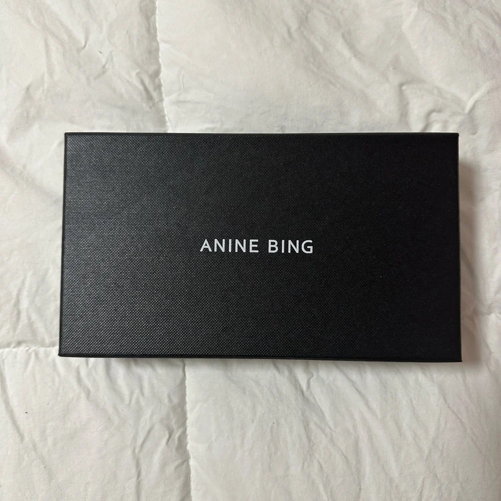 Anine Bing Highland Sunglasses in silver - Picture 6 of 9